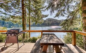 Rustic Retreat On Mercer Lake